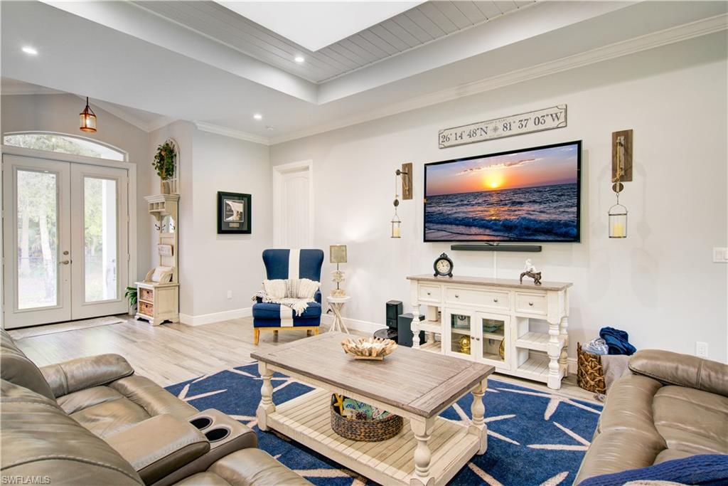 GOLDEN GATE ESTATES - Residential