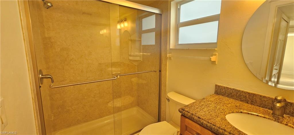 MYERLEE SQUARE CONDO - Residential Lease