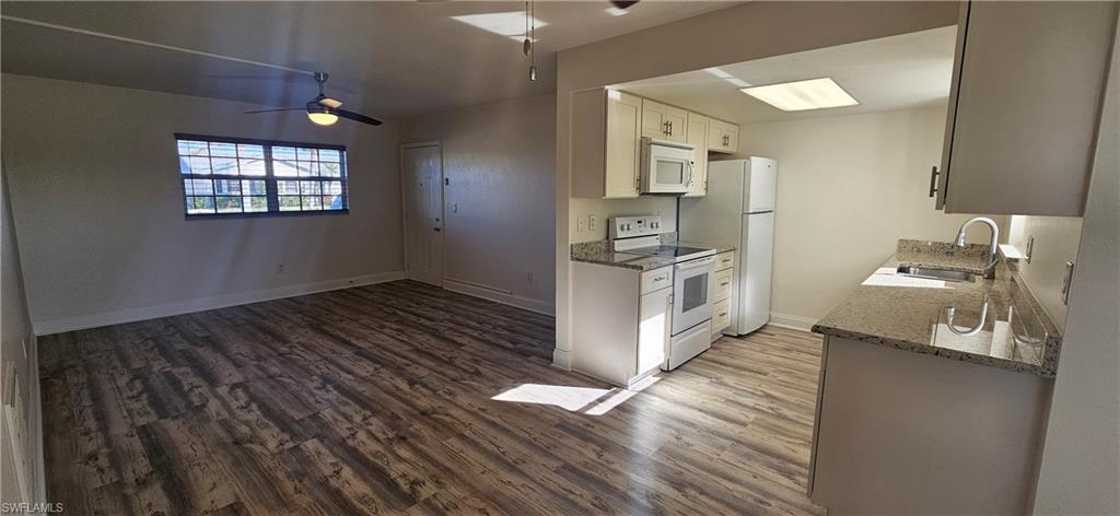 MYERLEE SQUARE CONDO - Residential Lease