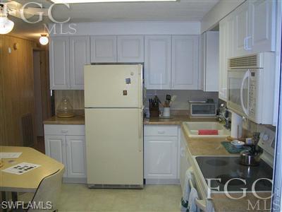 SIX LAKES COUNTRY CLUB - Residential