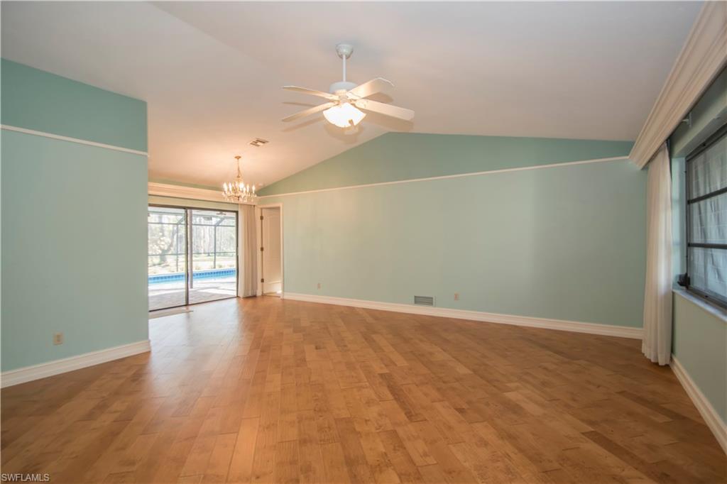 LIVINGSTON WOODS - Residential