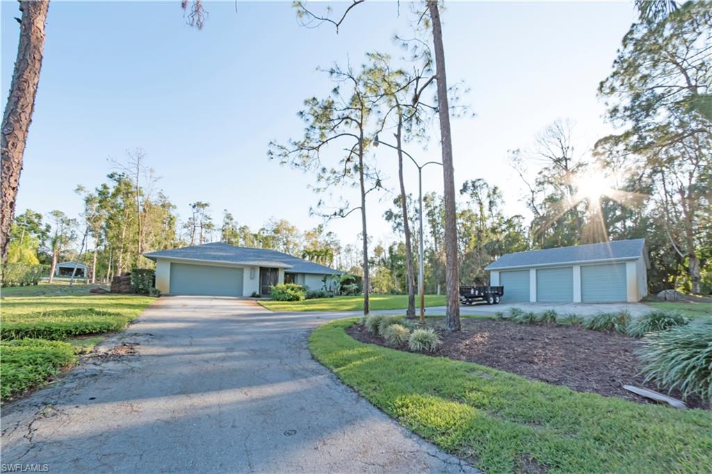 LIVINGSTON WOODS - Residential