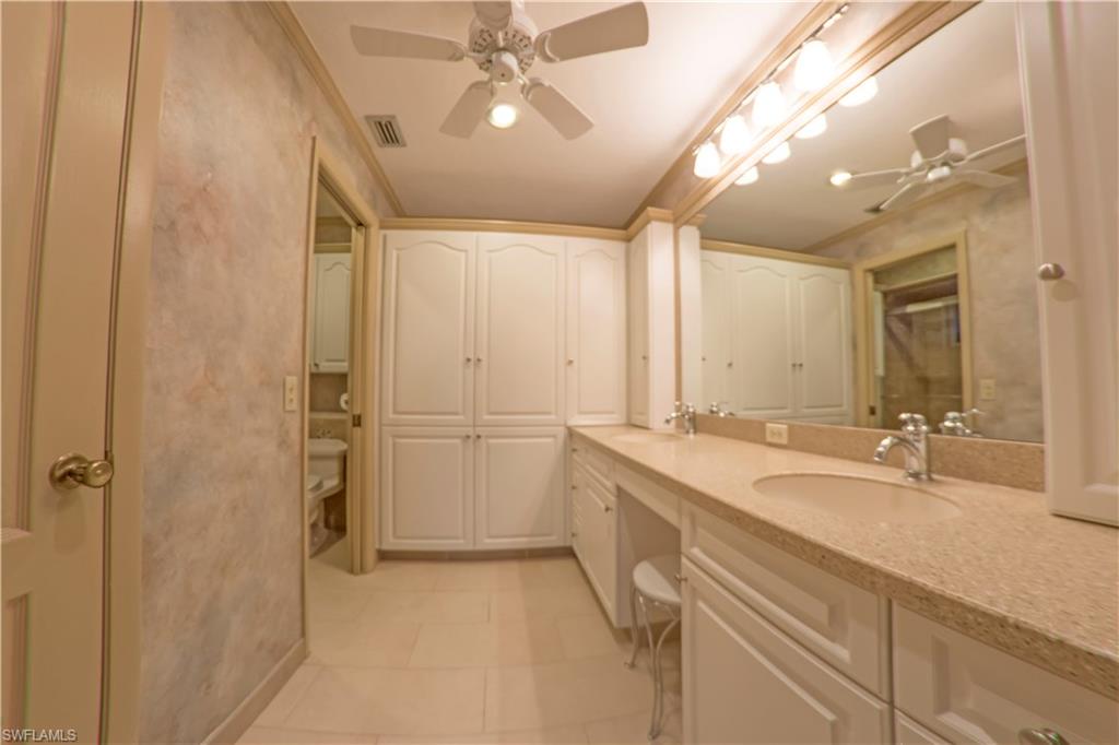 LIVINGSTON WOODS - Residential