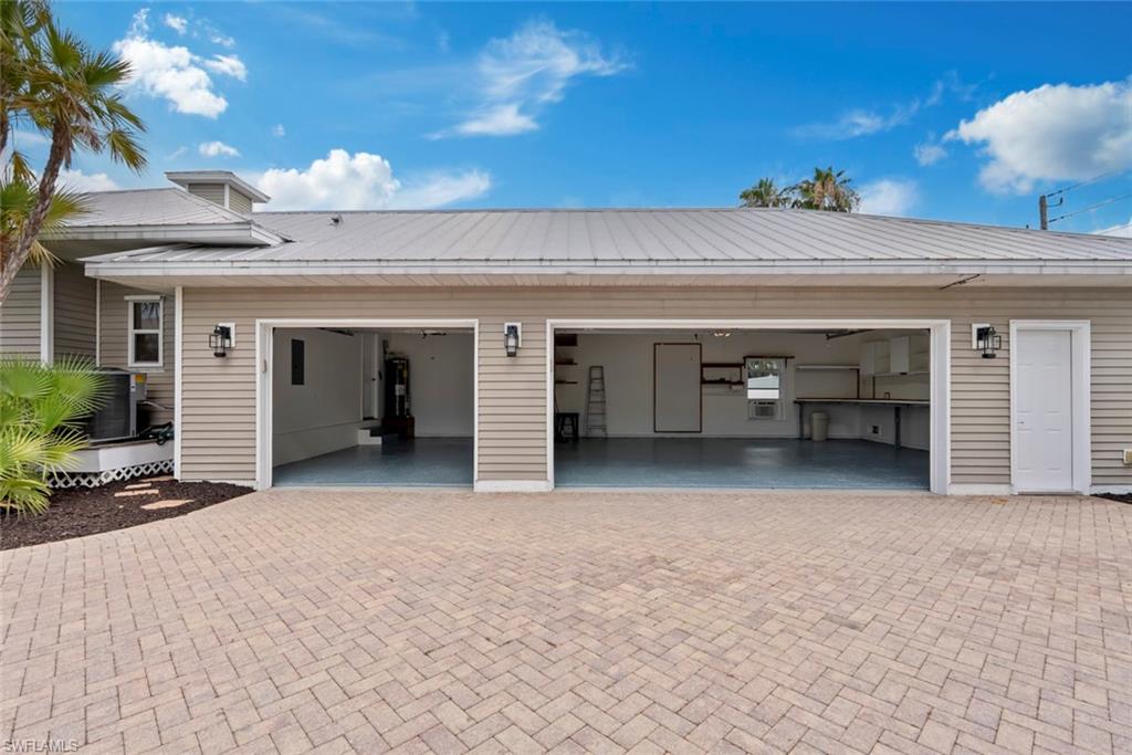 CALOOSA CREEK - Residential