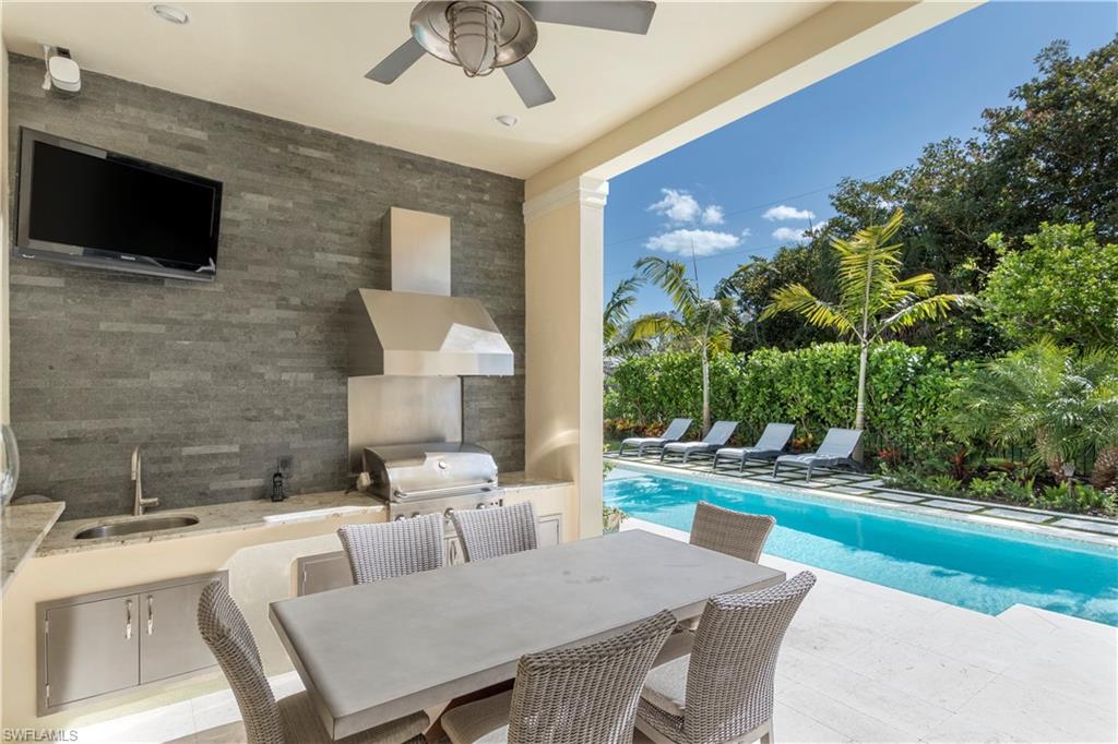 RIDGE LAKE - Residential