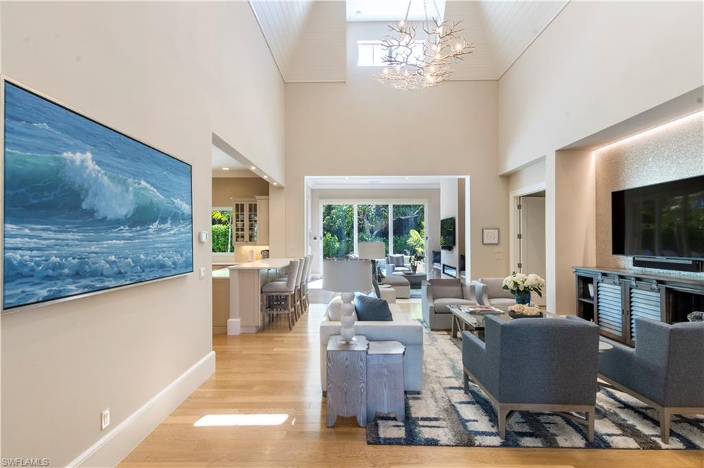 RIDGE LAKE - Residential