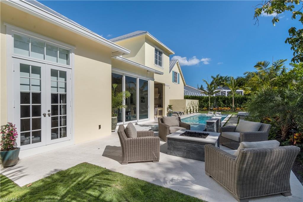 RIDGE LAKE - Residential