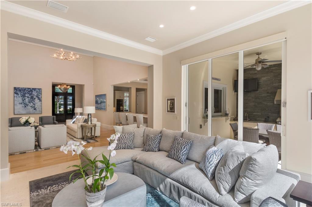 RIDGE LAKE - Residential