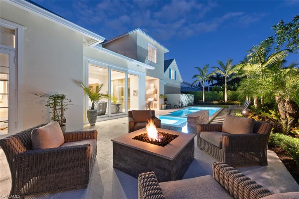 RIDGE LAKE - Residential