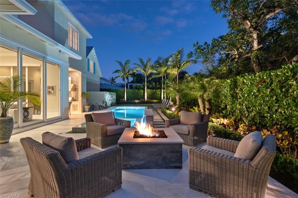 RIDGE LAKE - Residential