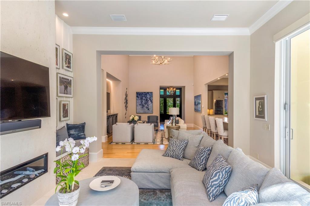 RIDGE LAKE - Residential