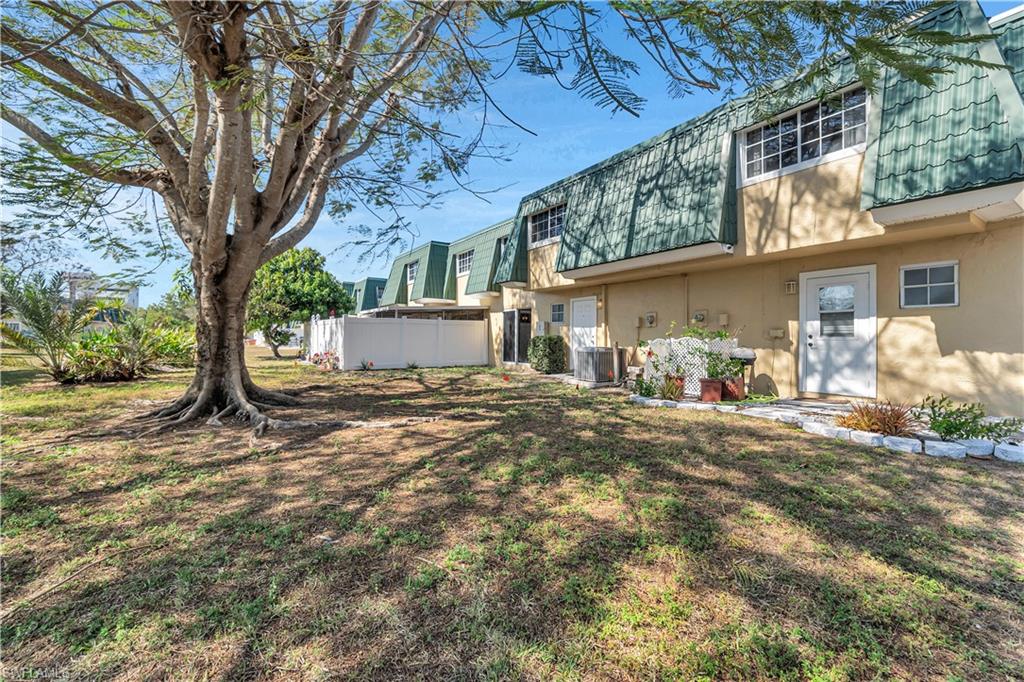 RIVERWALK COVE - Residential