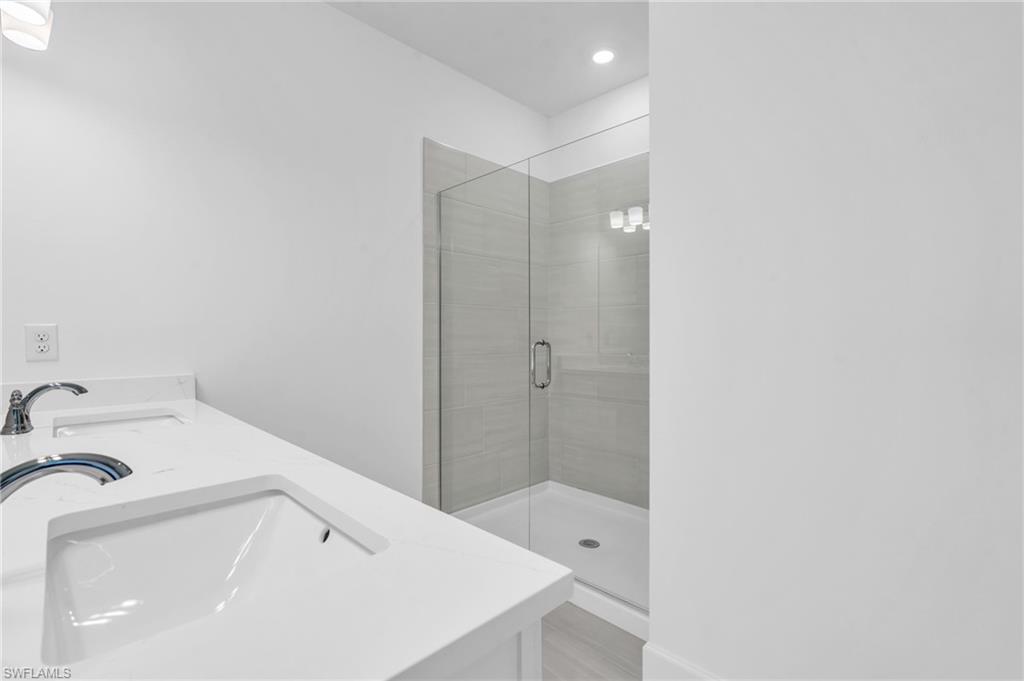 SONOMA OAKS - Residential Lease