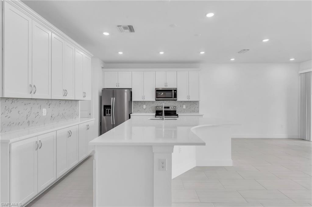 SONOMA OAKS - Residential Lease