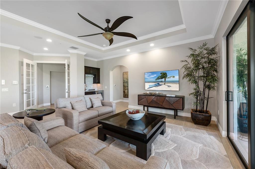 4590 Colony Villas DR 1403