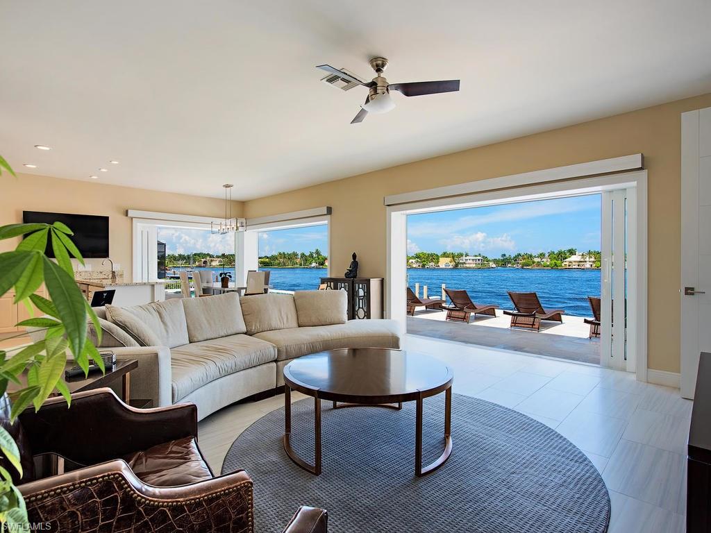 ROYAL HARBOR - Residential