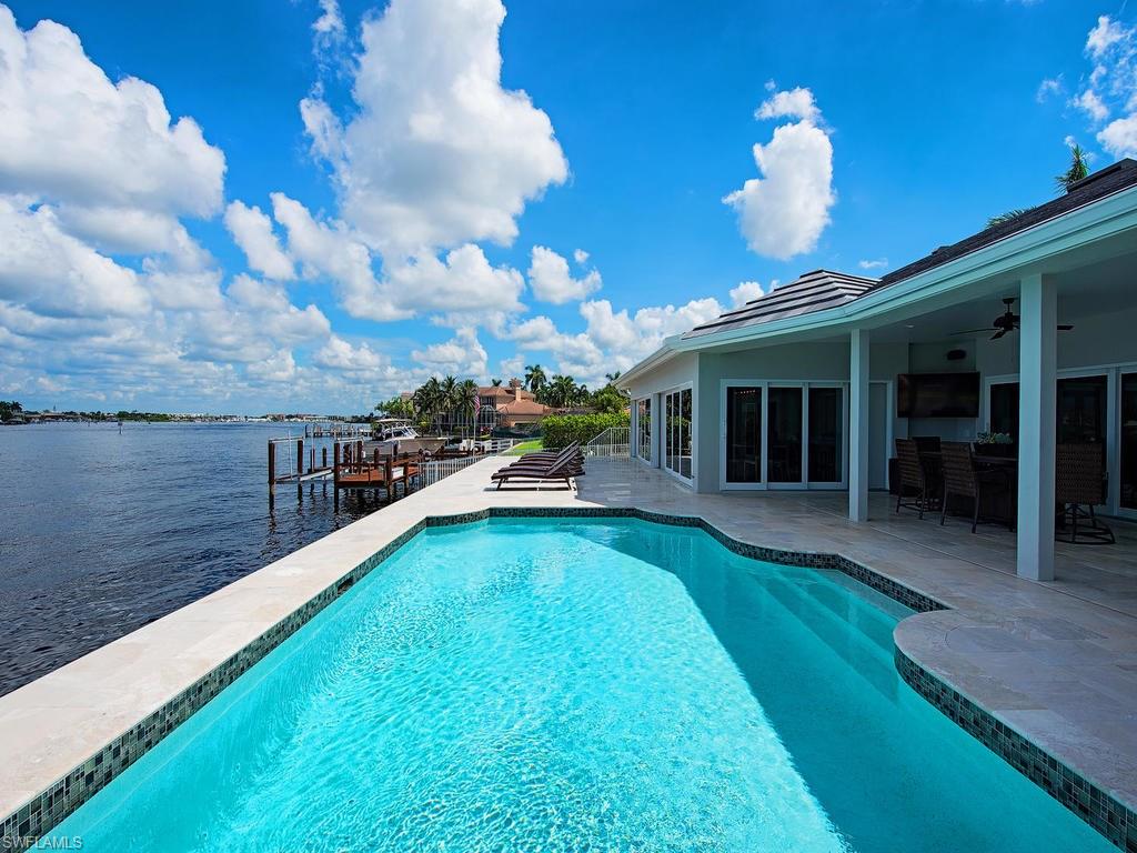 ROYAL HARBOR - Residential