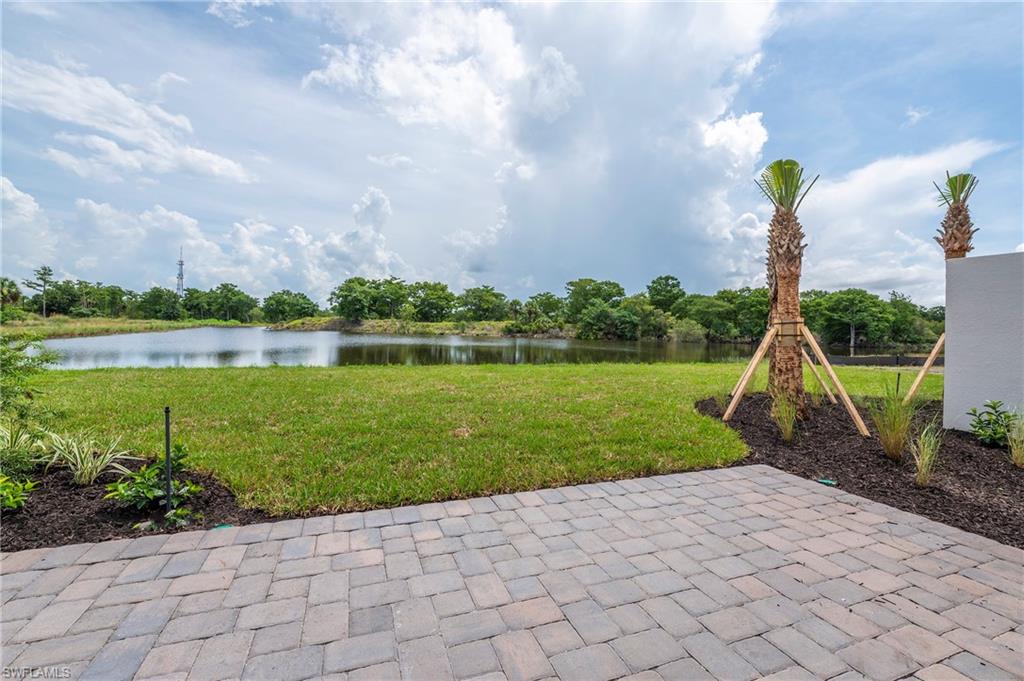 ESPLANADE BY THE ISLANDS - Residential Lease