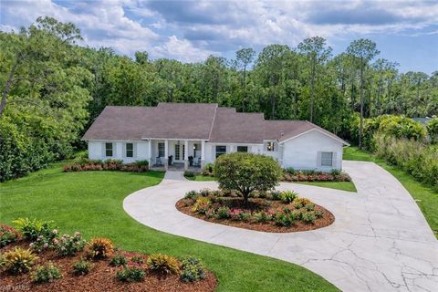 Photo of 5790 Standing Oaks LN, NAPLES, FL 34119 (MLS # 226011902)