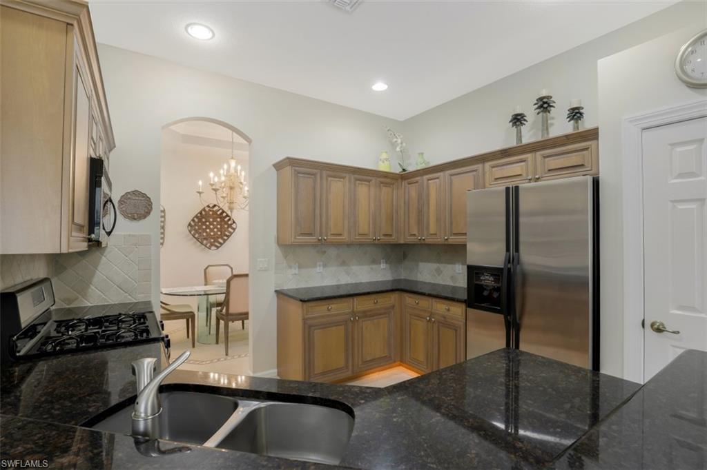 MAHOGANY COVE - Residential