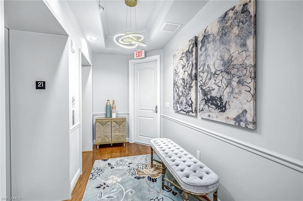 2090 W First ST E2105