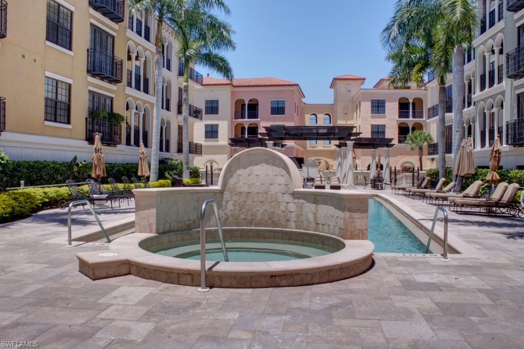 THE RESIDENCES AT COCONUT POINT - Residential