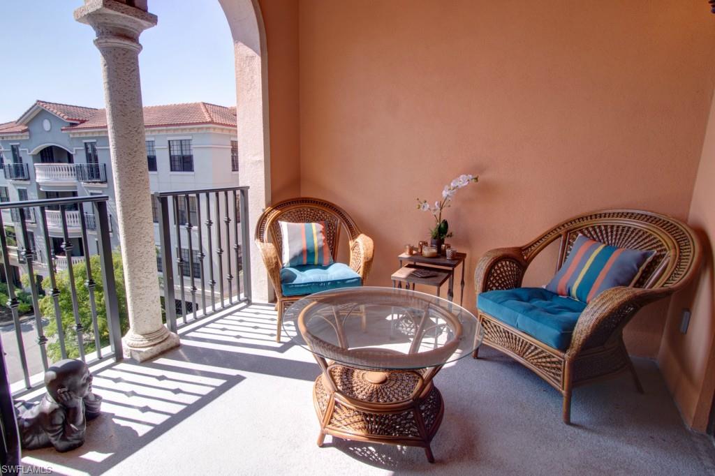 THE RESIDENCES AT COCONUT POINT - Residential