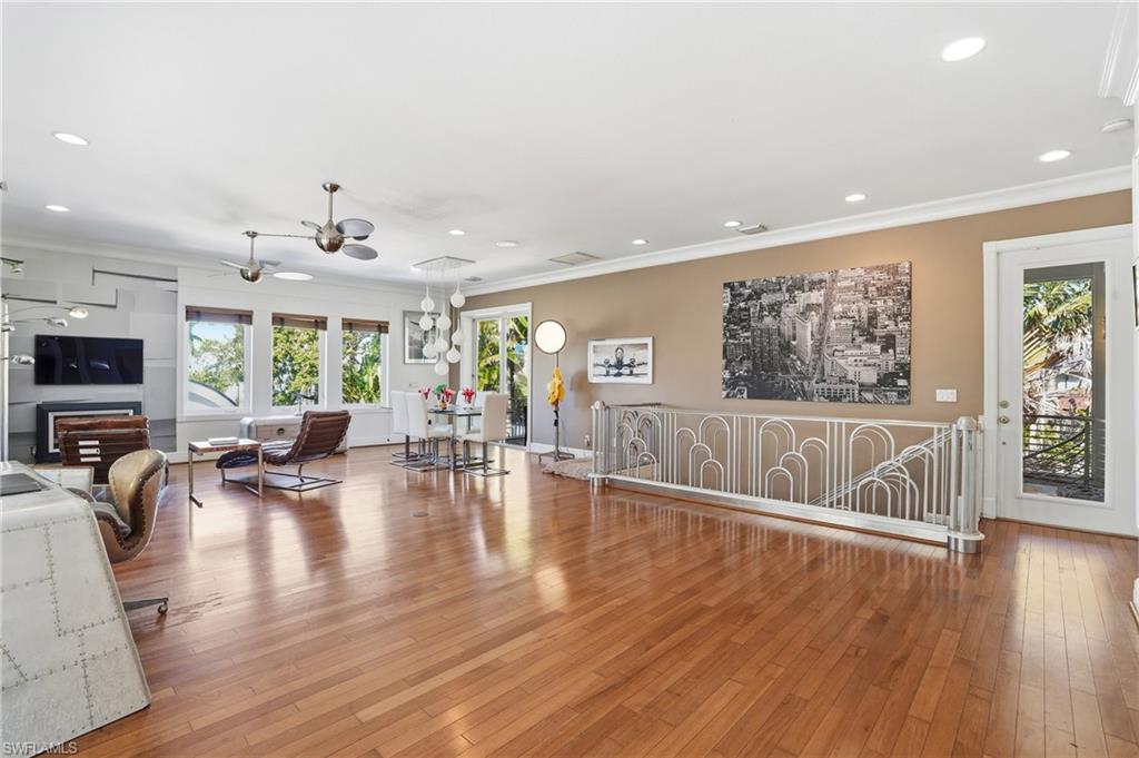 RIVERSIDE - Residential