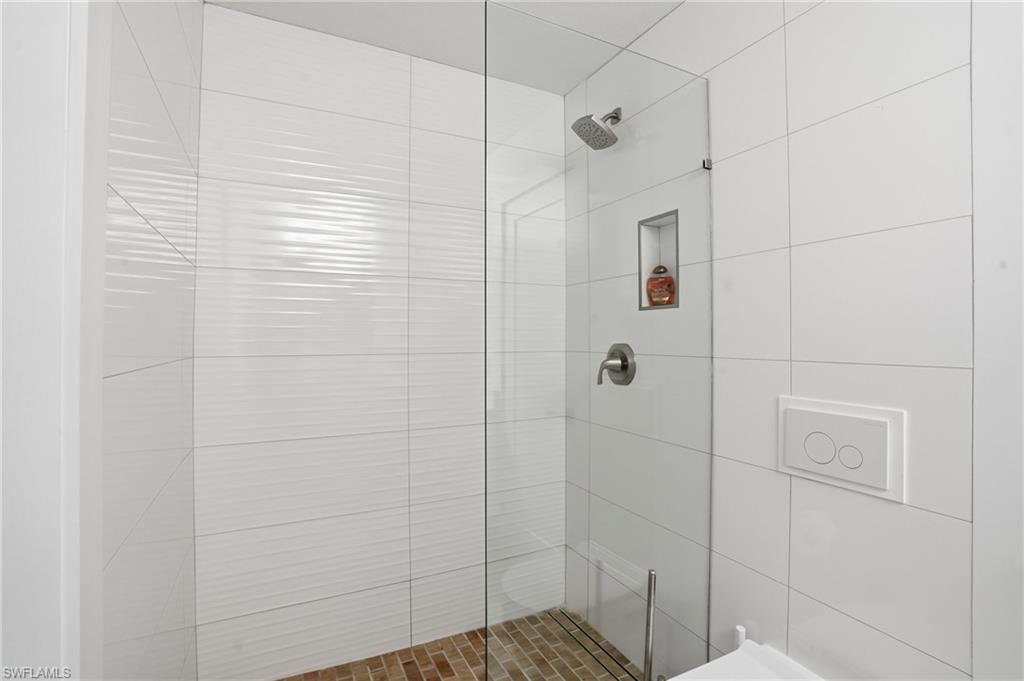 RIVERSIDE - Residential