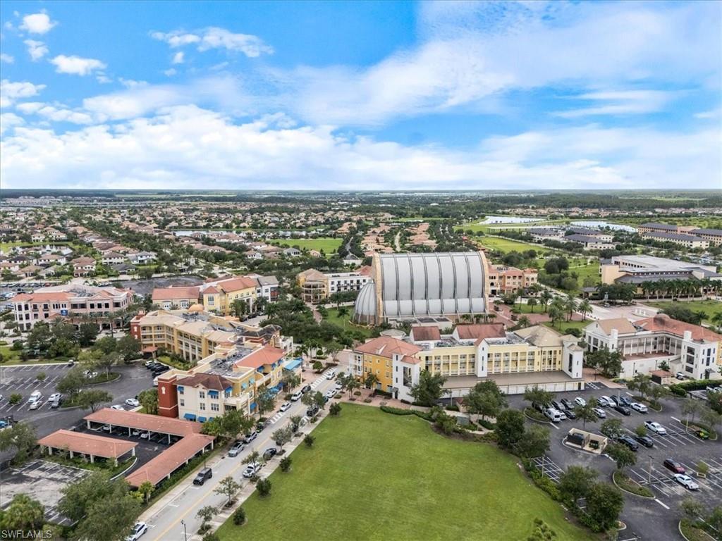 THE RESIDENCES AT LA PIAZZA - Residential