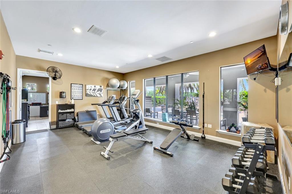 GOLDEN PALMS LUXURY MOTORCOACH RESORT - Land