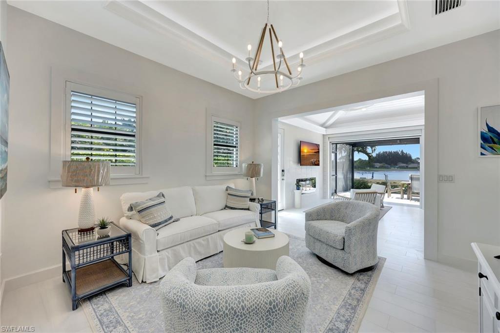 GOLDEN PALMS LUXURY MOTORCOACH RESORT - Land