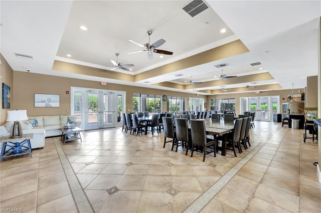 GOLDEN PALMS LUXURY MOTORCOACH RESORT - Land