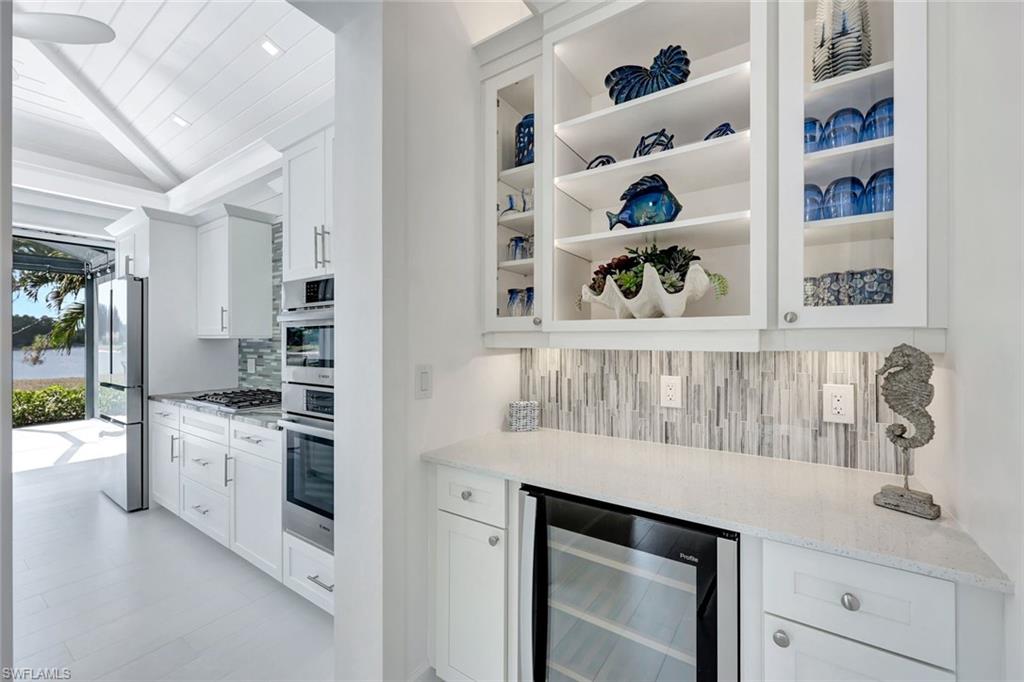 GOLDEN PALMS LUXURY MOTORCOACH RESORT - Land