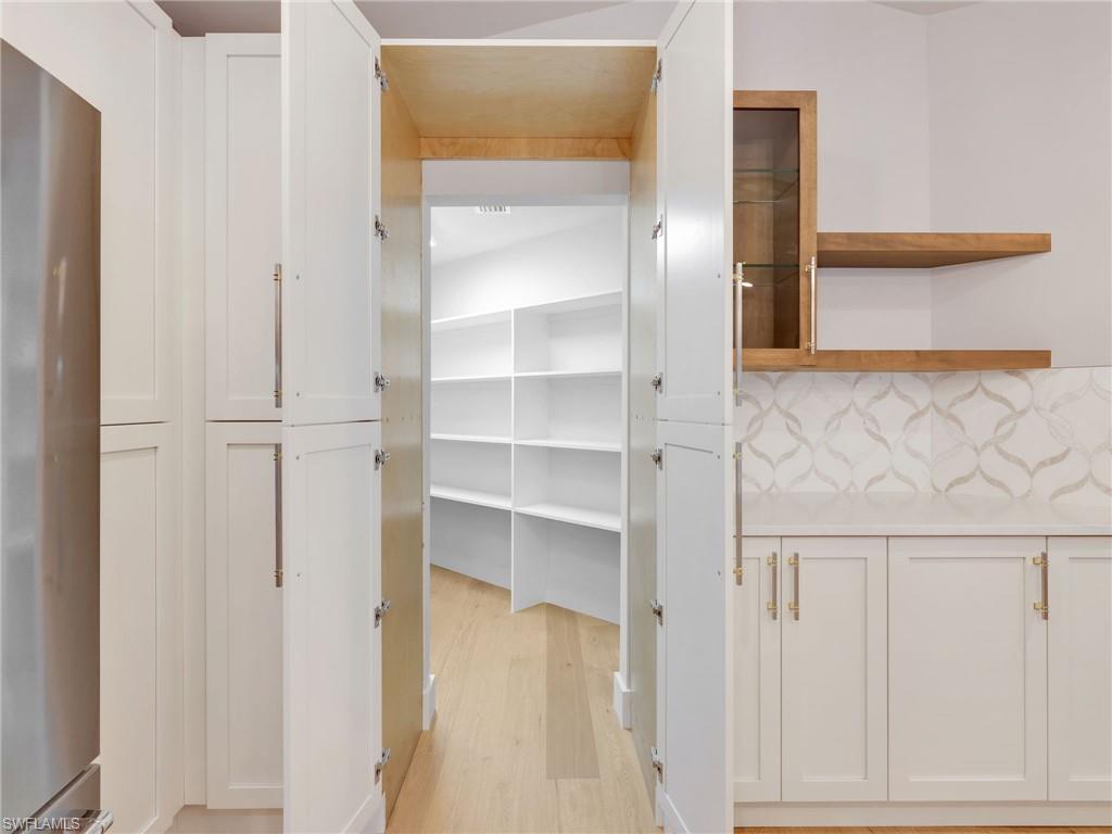 IMPERIAL GOLF ESTATES - Residential