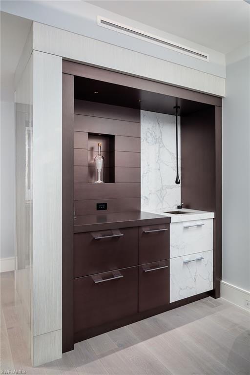 LA MER - Residential