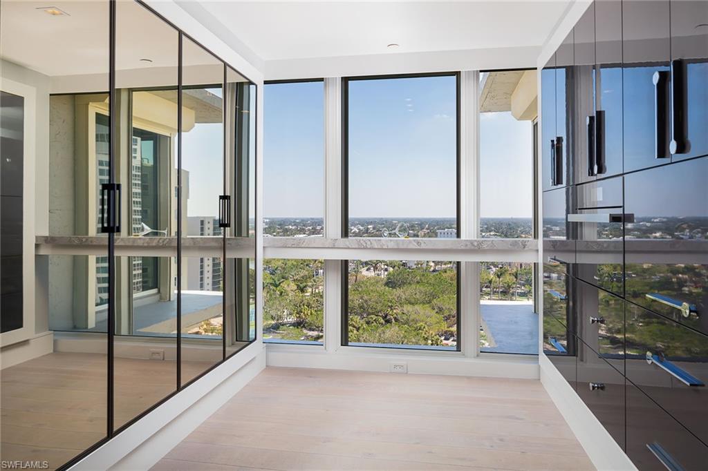 LA MER - Residential