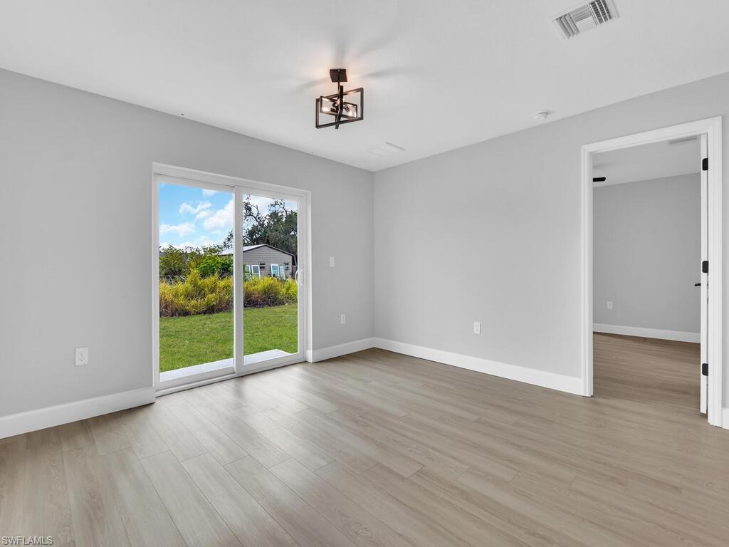 PORT CHARLOTTE - Residential