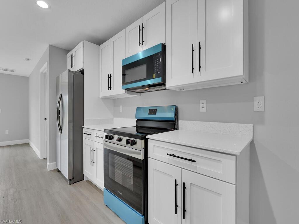 PORT CHARLOTTE - Residential