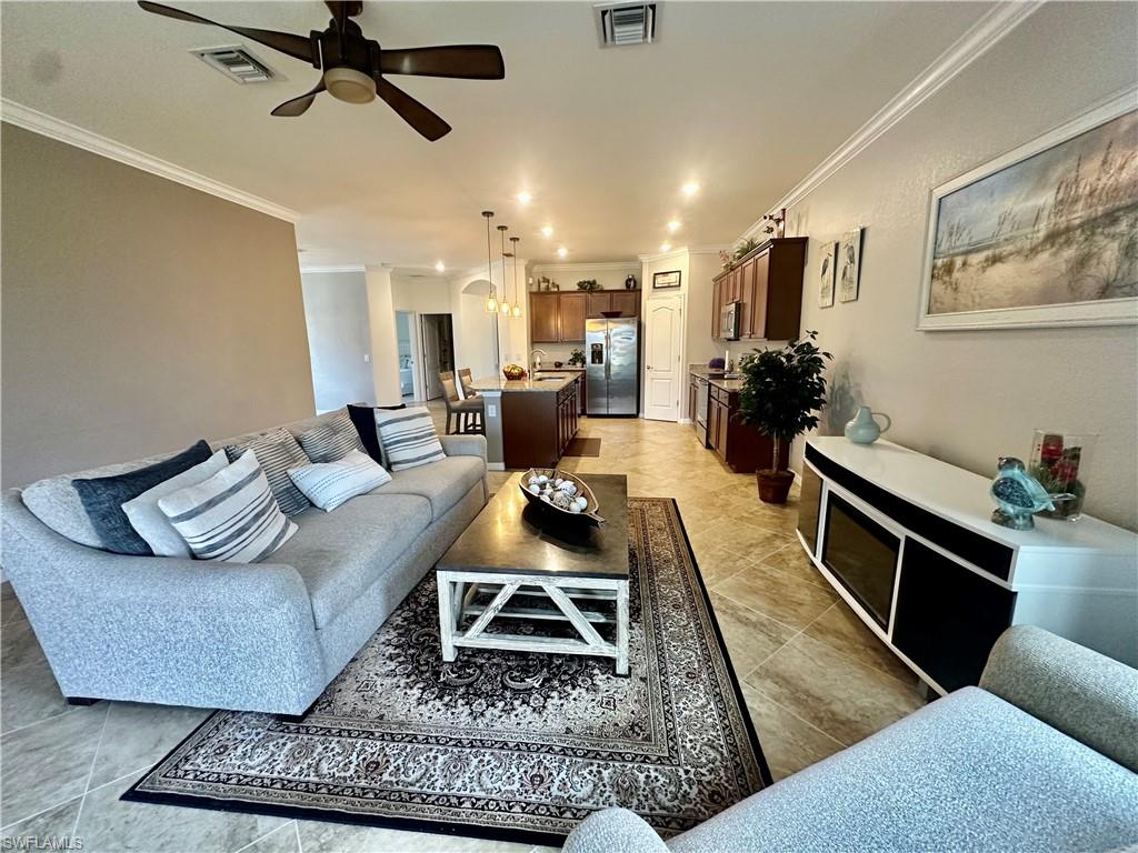 ARBORWOOD PRESERVE - Residential Lease