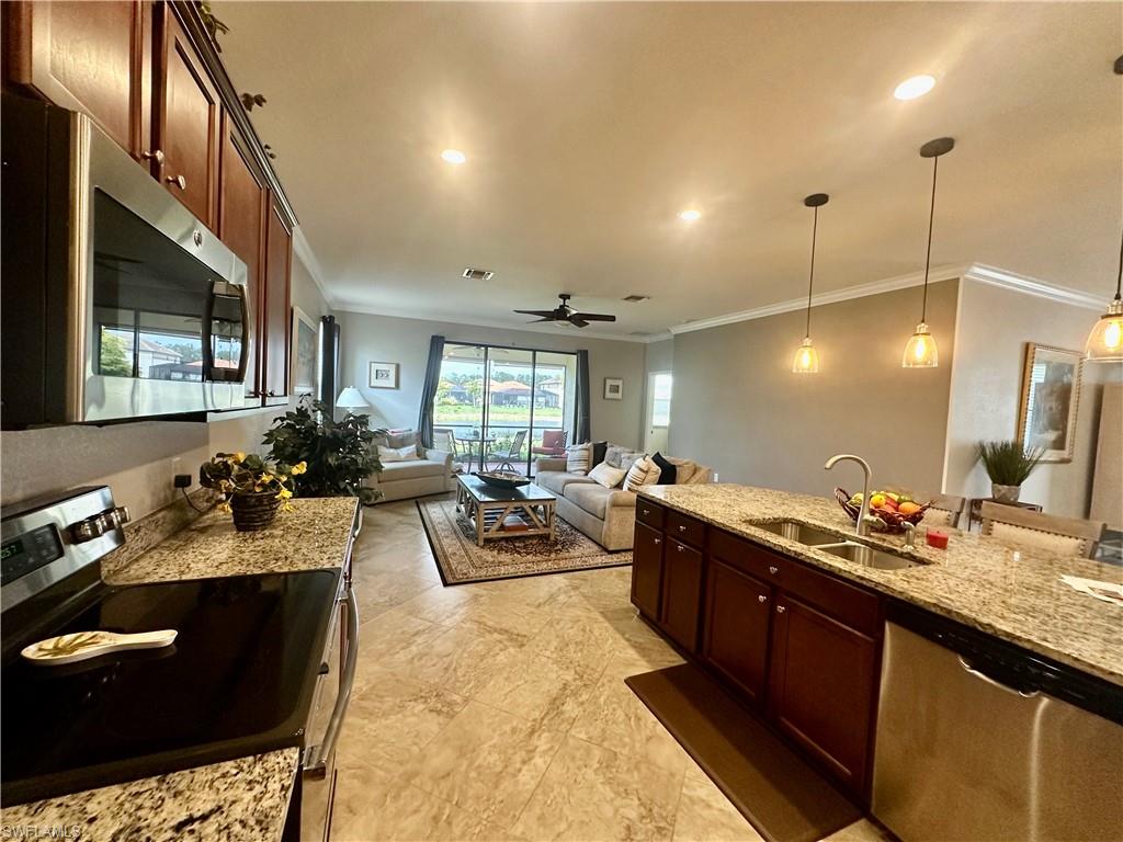 ARBORWOOD PRESERVE - Residential Lease