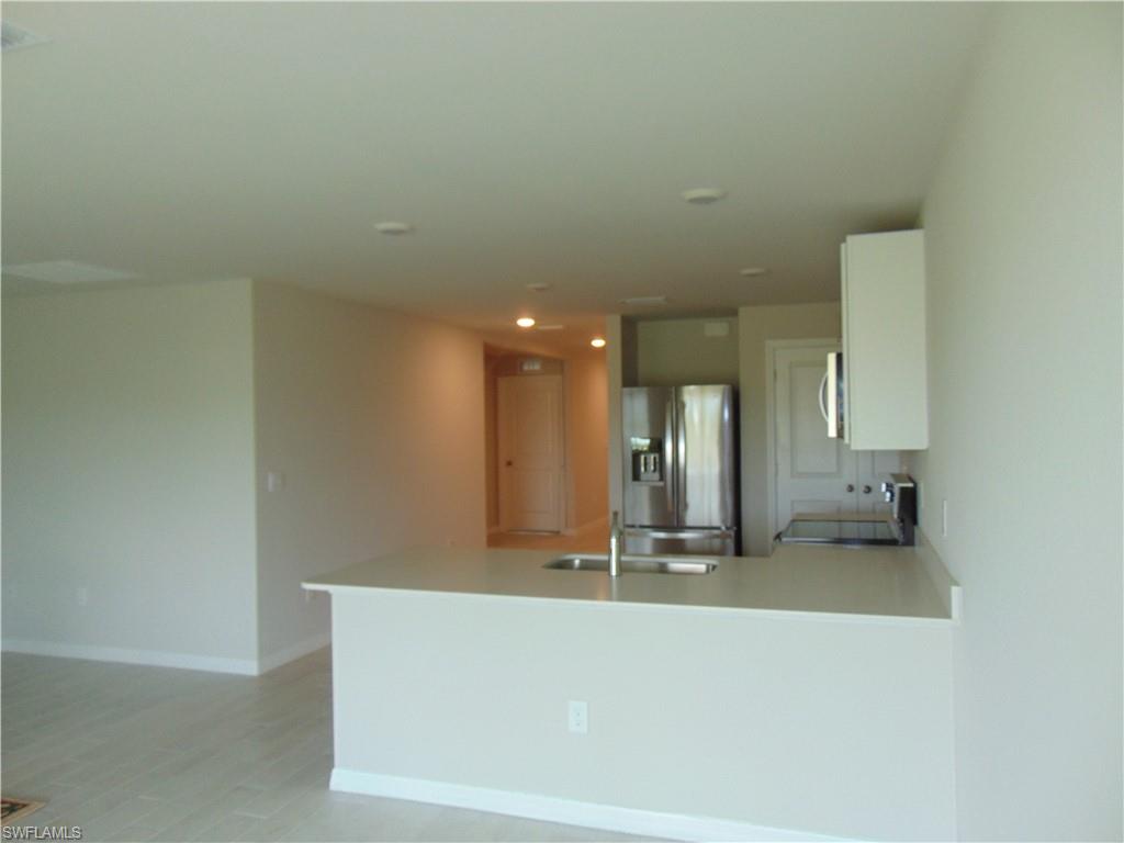 PORT LABELLE - Residential Lease