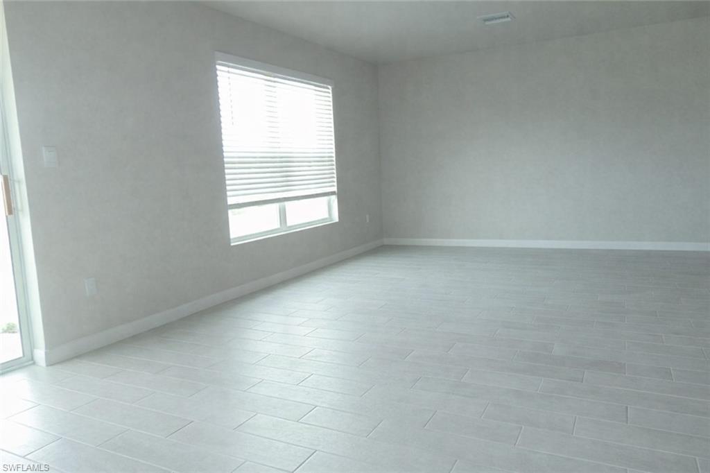 PORT LABELLE - Residential Lease