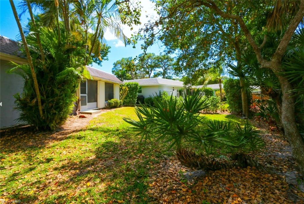 ROYAL ARMS VILLAS - Residential