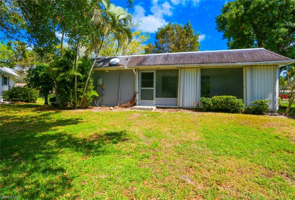 ROYAL ARMS VILLAS - Residential