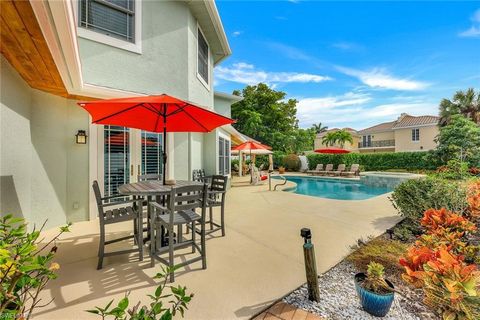 478 1st AVE S NAPLES FL 34102