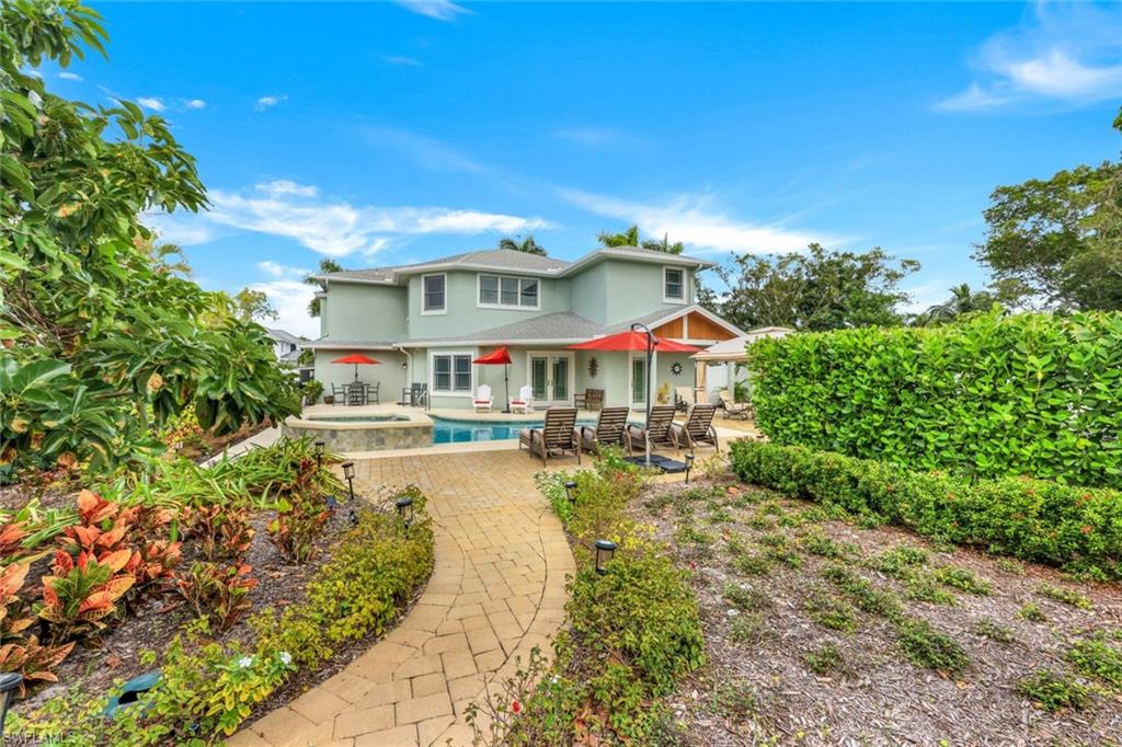 OLDE NAPLES - Residential