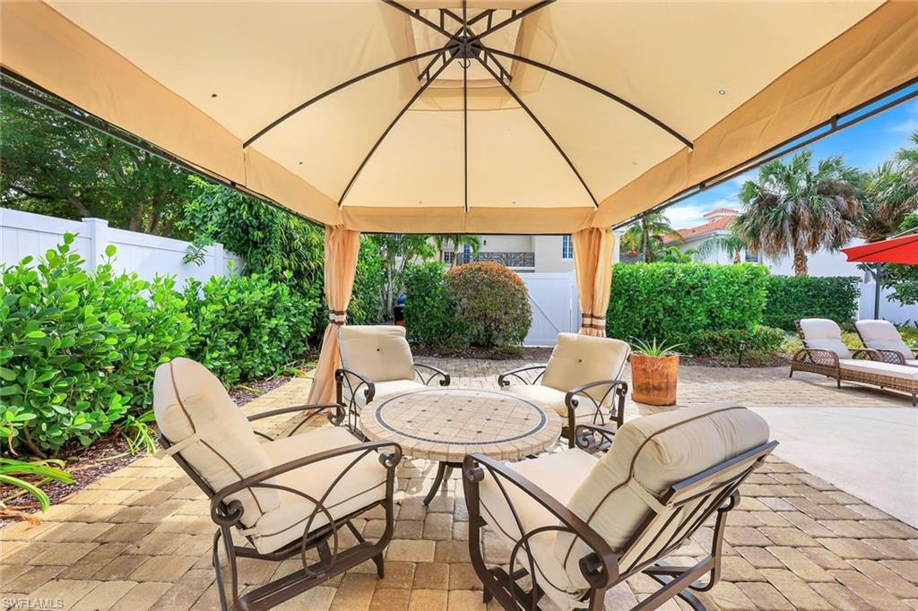 OLDE NAPLES - Residential