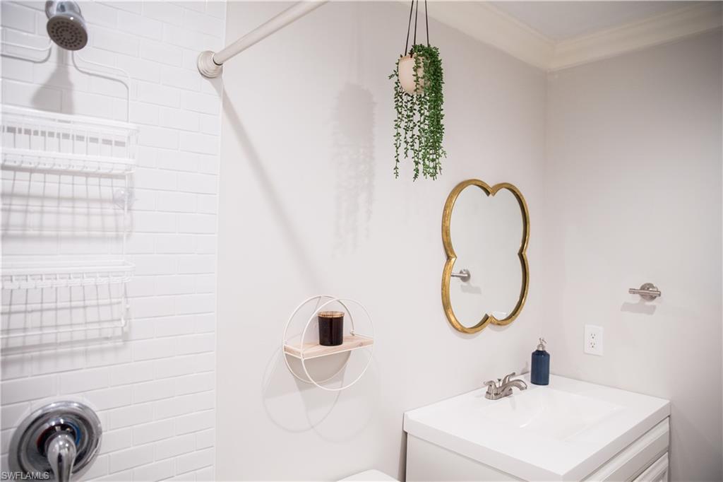 GOLDEN GATE CITY - Residential