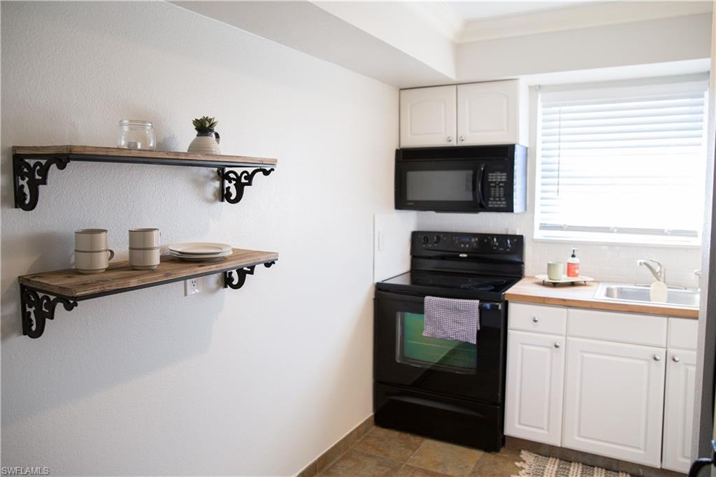 GOLDEN GATE CITY - Residential